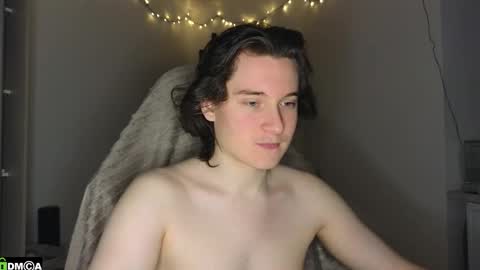 FAVORITE online show from November 23, 2025, 6:24 am