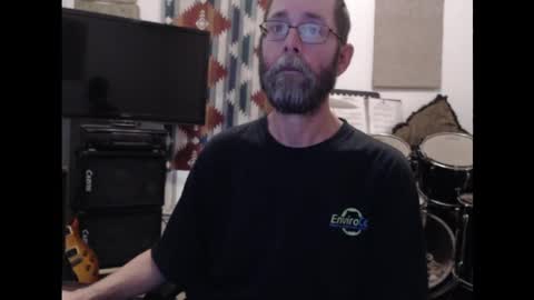 alex_d25 online show from April 12, 2026, 8:58 pm