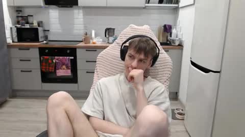 Snapshot of alex_gotcha chatting on January 16, 2026, 8:57 pm Alex online show from January 16, 2026, 8:57 pm