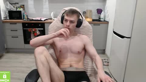 Snapshot of alex_gotcha chatting on February 15, 2026, 3:14 am Alex online show from February 15, 2026, 3:14 am