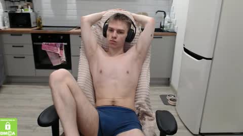 Snapshot of alex_gotcha chatting on February 22, 2026, 4:24 am Alex online show from February 22, 2026, 4:24 am