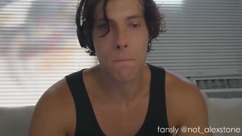 Snapshot of alex_islive chatting on October 26, 2025, 8:04 pm Alex Stone online show from October 26, 2025, 8:04 pm