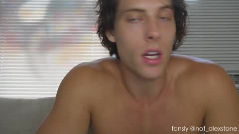 Snapshot of alex_islive chatting on November 2, 2025, 6:43 pm Alex Stone online show from November 2, 2025, 6:43 pm