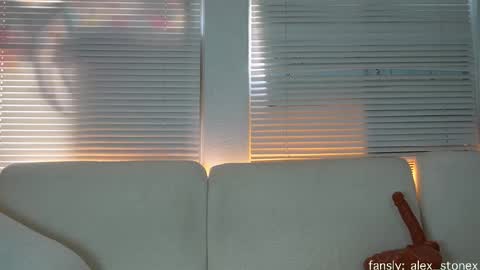 Snapshot of alex_islive chatting on February 18, 2026, 6:26 pm Alex Stone online show from February 18, 2026, 6:26 pm