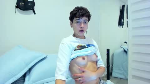 Residente0xxx online show from January 23, 2025, 5:02 am