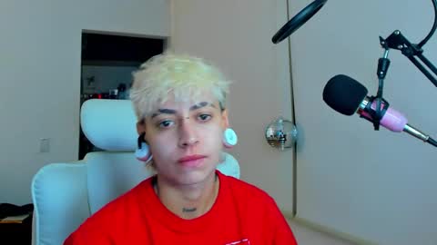 Residente0xxx online show from December 15, 2025, 2:16 am