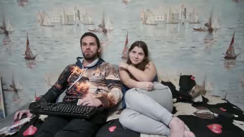 Snapshot of alex_sarah_sex chatting on November 7, 2025, 8:42 pm Alex and Sarah online show from November 7, 2025, 8:42 pm