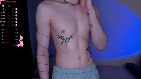 alex_silent online show from September 24, 2025, 1:47 pm