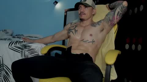 Snapshot of alex_sthorm chatting on October 12, 2025, 5:50 am alex_sthorm online show from October 12, 2025, 5:50 am