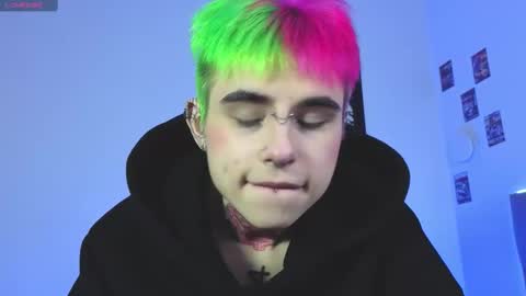 Alex Valley online show from September 28, 2025, 10:59 pm