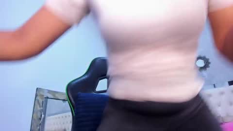 Snapshot of alexa_andherson chatting on November 6, 2025, 11:33 am alexa andherson online show from November 6, 2025, 11:33 am