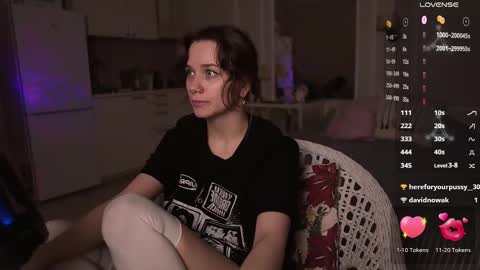 Snapshot of alexa_feels chatting on February 12, 2025, 12:48 am Little Duck homie online show from February 12, 2025, 12:48 am