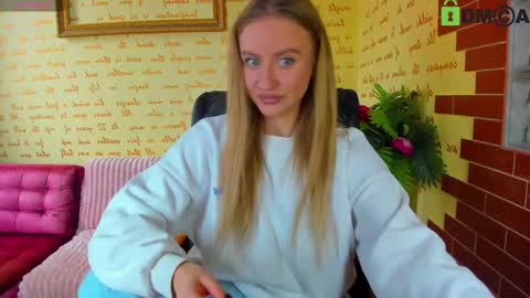 Snapshot of alexa_glory chatting on November 12, 2025, 10:48 am Alexa online show from November 12, 2025, 10:48 am