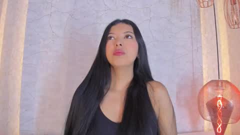 Snapshot of alexa_millers_ chatting on November 4, 2025, 4:11 am Alexa Millers online show from November 4, 2025, 4:11 am