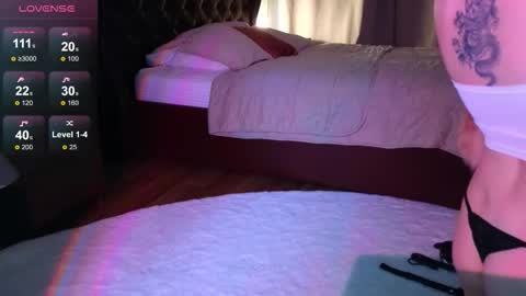 Snapshot of alexa_novak chatting on September 21, 2025, 1:51 am Alexa online show from September 21, 2025, 1:51 am