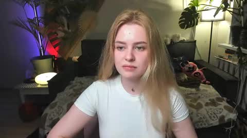 Snapshot of alexa_pirs chatting on May 16, 2026, 7:45 pm alexa_pirs online show from May 16, 2026, 7:45 pm