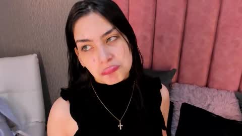 Alexa Thaylor online show from November 1, 2025, 1:35 pm