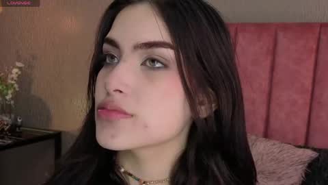 Alexa Thaylor online show from May 11, 2026, 2:12 pm