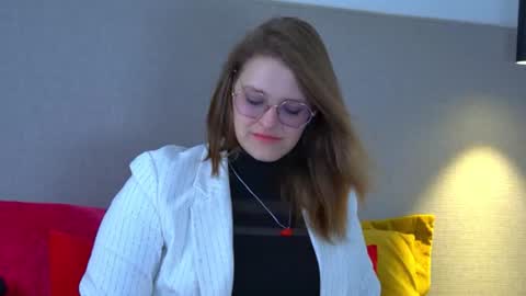 Snapshot of alexaavery chatting on July 2, 2026, 6:19 am AlexaAvery online show from July 2, 2026, 6:19 am