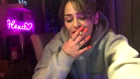 Snapshot of alexablessed2 chatting on December 18, 2024, 11:51 pm Alexablessed online show from December 18, 2024, 11:51 pm