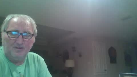 Snapshot of alexalabama chatting on April 18, 2026, 8:18 am Alex online show from April 18, 2026, 8:18 am