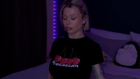 Alexa Mason online show from March 20, 2026, 2:05 am