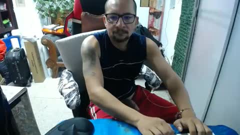 Snapshot of alexamdergal chatting on January 9, 2025, 6:04 pm Alexamdergal online show from January 9, 2025, 6:04 pm