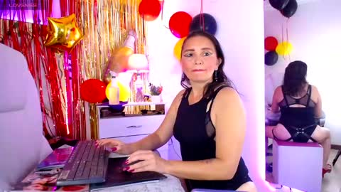 Alexa Moon online show from October 1, 2025, 5:41 pm