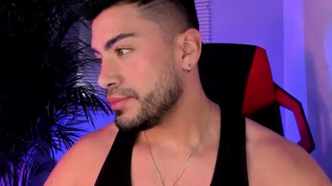 Snapshot of alexander_diiaz chatting on September 26, 2025, 2:21 pm Alexander Diaz online show from September 26, 2025, 2:21 pm