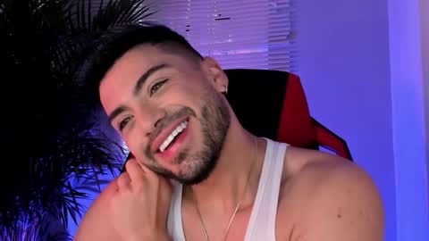 Snapshot of alexander_diiaz chatting on September 27, 2025, 1:38 pm Alexander Diaz online show from September 27, 2025, 1:38 pm