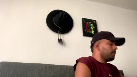 alexandercolombia1 online show from July 10, 2026, 6:21 pm