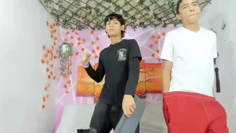 Snapshot of alexandluke1 chatting on February 25, 2025, 1:20 am chicos hot online show from February 25, 2025, 1:20 am