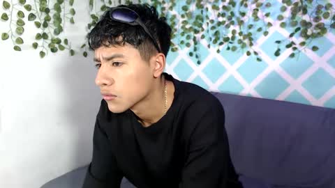 Snapshot of alexandluke1 chatting on September 21, 2025, 1:46 pm chicos hot online show from September 21, 2025, 1:46 pm