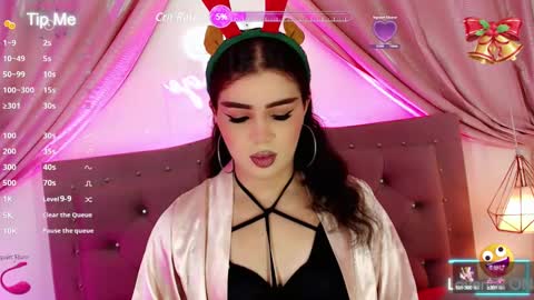 Snapshot of alexandra_evanz chatting on December 11, 2024, 8:58 am Alexandra Spellman online show from December 11, 2024, 8:58 am