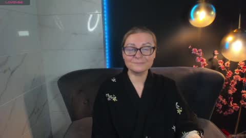 Snapshot of alexandra_kind chatting on December 28, 2024, 11:16 pm Alexandra online show from December 28, 2024, 11:16 pm