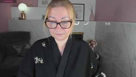 Snapshot of alexandra_kind chatting on January 14, 2025, 2:11 pm Alexandra online show from January 14, 2025, 2:11 pm