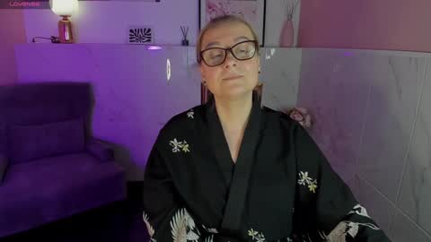 Snapshot of alexandra_kind chatting on January 18, 2025, 2:25 am Alexandra online show from January 18, 2025, 2:25 am