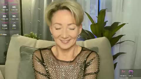 Snapshot of alexandrafix chatting on October 6, 2025, 12:57 pm Alexandra online show from October 6, 2025, 12:57 pm