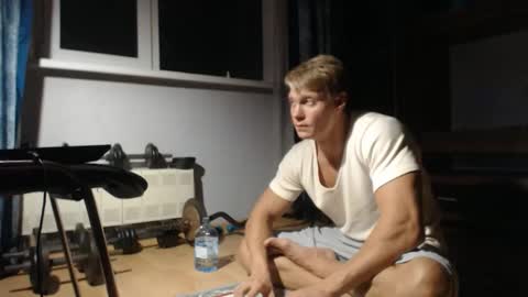 Snapshot of alexandrmarvel chatting on October 8, 2025, 9:45 pm SportStranger online show from October 8, 2025, 9:45 pm