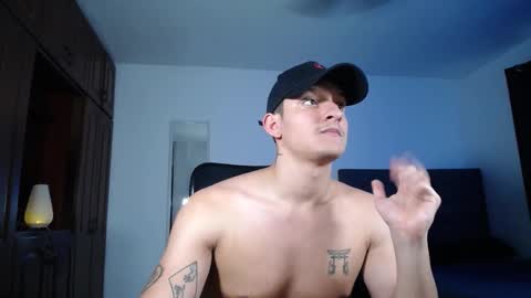 Snapshot of alexandrolovee2 chatting on March 15, 2026, 9:10 pm alexandrolovee2 online show from March 15, 2026, 9:10 pm