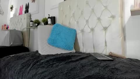 Snapshot of alexasmith__23 chatting on January 16, 2025, 11:26 am Alexa Smith online show from January 16, 2025, 11:26 am