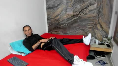 alexayblake online show from November 6, 2025, 7:37 pm