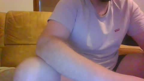 Snapshot of alexbwc chatting on December 15, 2024, 11:01 am alexbwc online show from December 15, 2024, 11:01 am