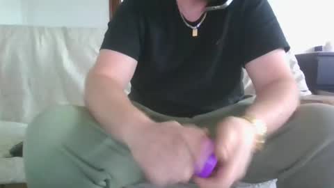 Snapshot of alexbwc chatting on December 29, 2024, 11:50 am alexbwc online show from December 29, 2024, 11:50 am