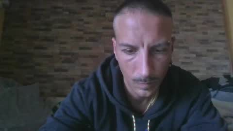 Snapshot of alexdelarge23 chatting on April 16, 2026, 9:10 am alexdelarge23 online show from April 16, 2026, 9:10 am