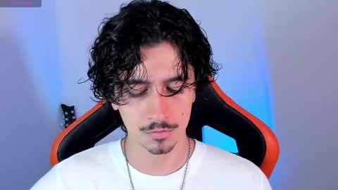 alexfloreszzz online show from February 10, 2026, 10:03 pm