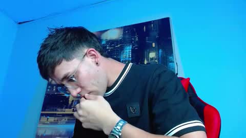 alexgiraldo__ online show from March 22, 2026, 7:28 pm