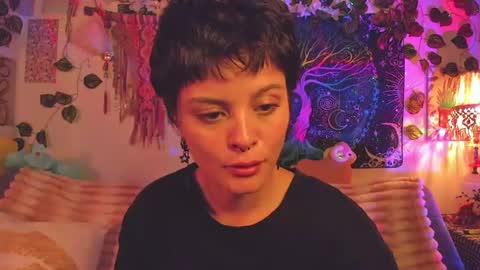 Alex online show from June 19, 2026, 5:34 am