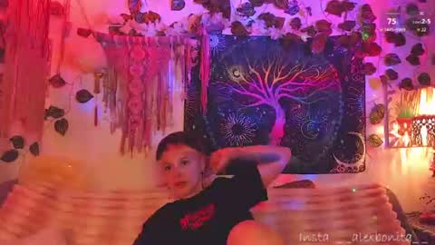 Alex online show from July 12, 2026, 2:02 am