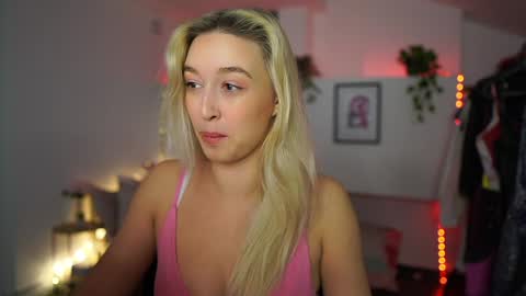 Snapshot of alexis___texas chatting on December 1, 2024, 7:03 pm Alexis Texas online show from December 1, 2024, 7:03 pm